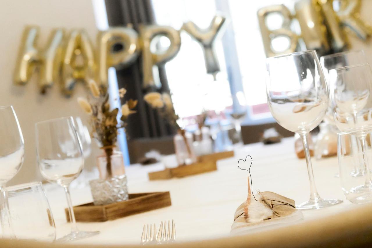 Auberge De Bellelay Restaurant Chez Aron Balde Eksteriør billede