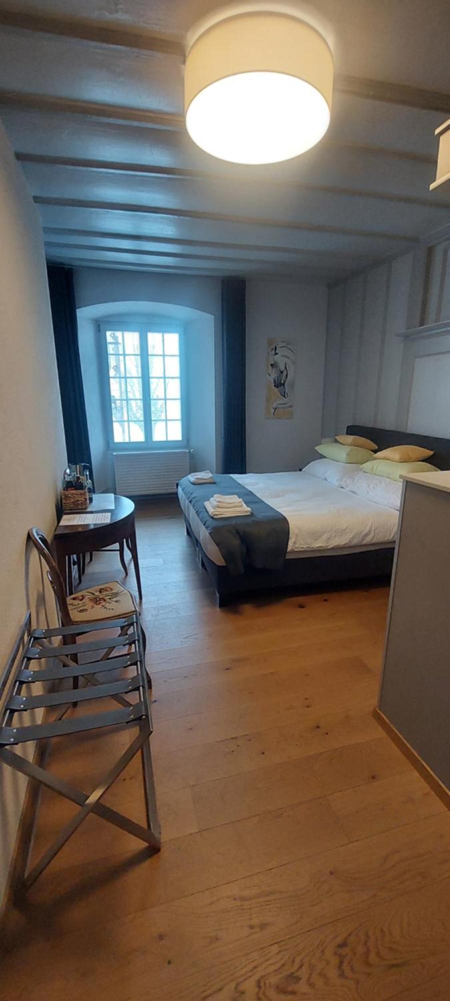 Auberge De Bellelay Restaurant Chez Aron Balde Eksteriør billede